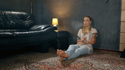 amazon, barefoot, bdsm, elegant, femdom, foot fetish, jeans, minnie manga, mistress anette, smoking, soles